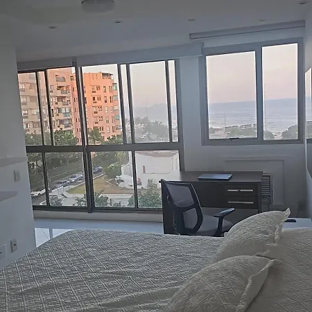 Apartamento Frente Mar Barra da Tijuca !-3